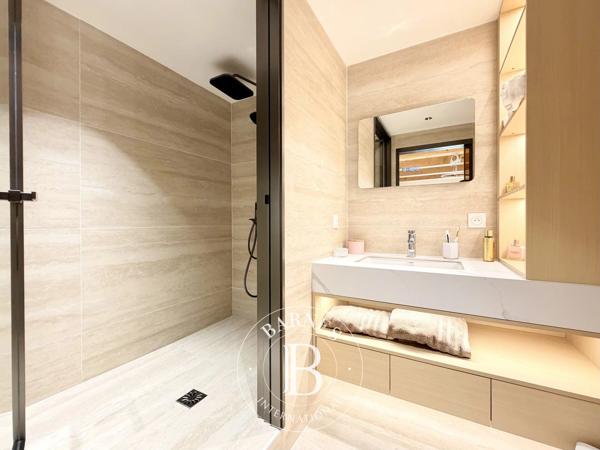 Valenciennes, Appartement 3 Chambres -  220 m² à vendre