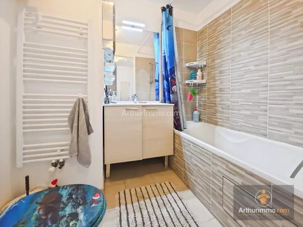 Vente                                                      Maison
                        
                     5 pièces                      93 m2                     à Bondoufle