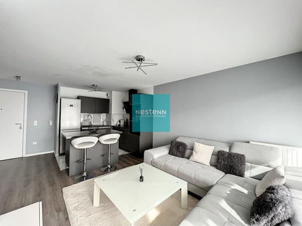Uniquement chez NESTENN FRANCONVILLE ! Superbe appartement 3 Pièces Exposé Sud dans une Résidence de Standing. Balcon et place de parking en sous-sol. Quartier Jean Monnet.