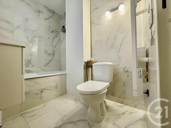 Appartement T4 à vendre  4 pièces - 74,35 m2 LA TOUR DU PIN - 38