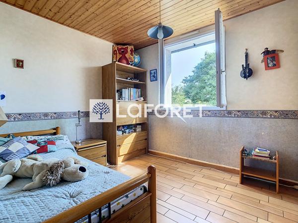 Achat maison près de NUEIL LES AUBIERS - 7 pièce(s) - 173 m² - 254 740 €