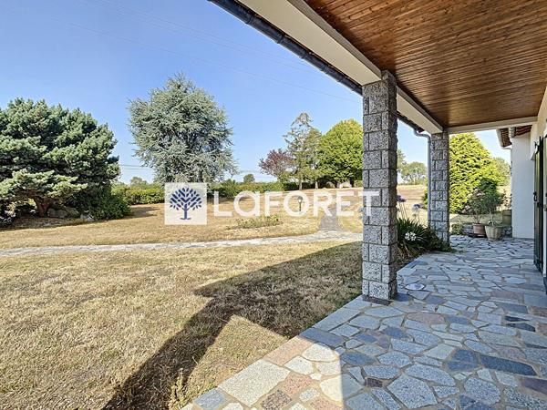 Achat maison près de NUEIL LES AUBIERS - 7 pièce(s) - 173 m² - 254 740 €