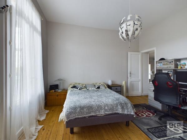 Villenave-d'Ornon – Maison – T6 – 220 m²