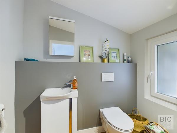 Villenave-d'Ornon – Maison – T6 – 220 m²