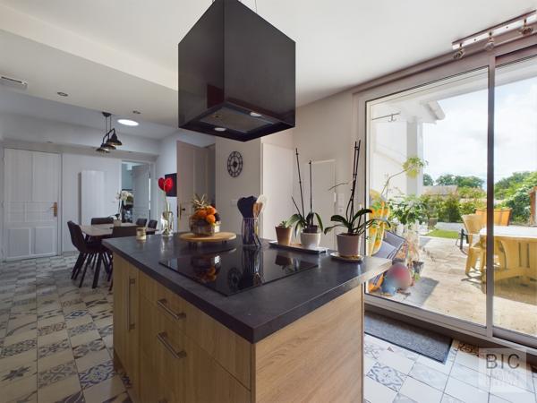 Villenave-d'Ornon – Maison – T6 – 220 m²