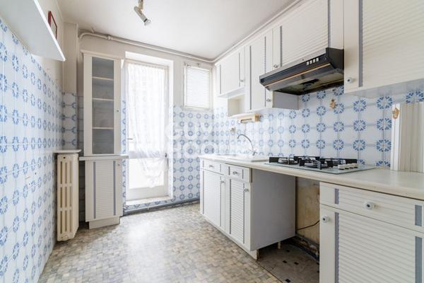 Croix de Pierre : T4 vue Garonne avec parking et caves !