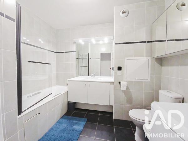 Appartement à vendre 2 pièces 47,7 m² Asnières-sur-Seine