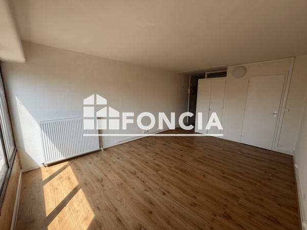 Location Studio 25.77 m² - 210 RUE DE L'ECOLE NORMALE Bordeaux 33200