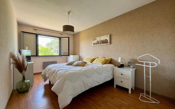 Maison à vendre    7 pièces • 142 m2 Lentilly