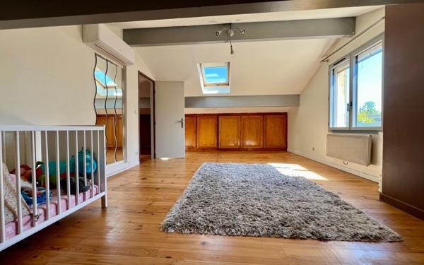 Maison à vendre    7 pièces • 142 m2 Lentilly