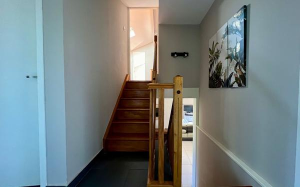 Maison à vendre    7 pièces • 142 m2 Lentilly