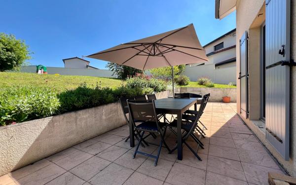 Maison à vendre    7 pièces • 142 m2 Lentilly