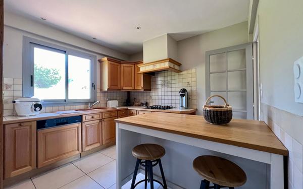 Maison à vendre    7 pièces • 142 m2 Lentilly