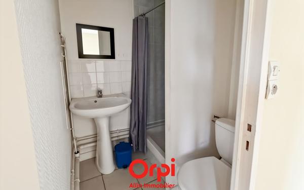 Appartement à vendre    1 pièce • 16,48 m2 Montluçon