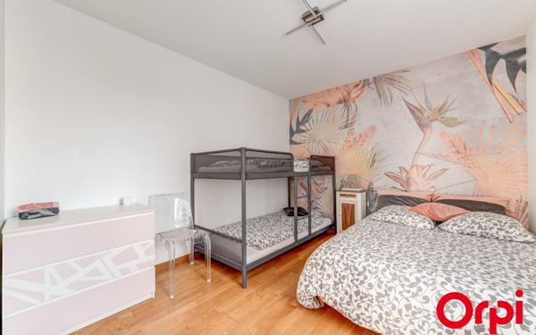 Appartement à vendre    4 pièces • 80,46 m2 Villeurbanne