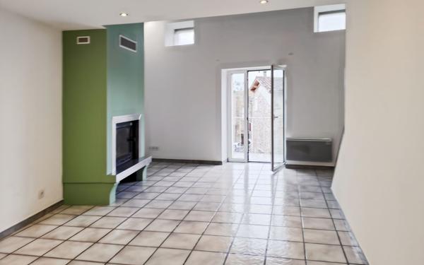 Maison à vendre    3 pièces •  Saint-Georges-les-Bains