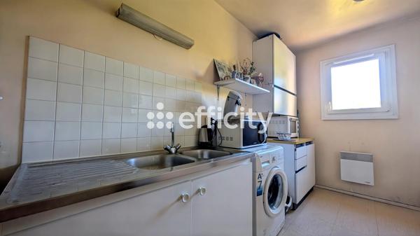 Appartement
         3 pièces
        - 65 m² Exclusivité 219 000 € *
