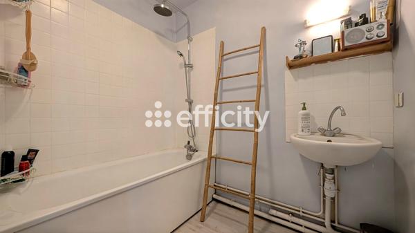 Appartement
         3 pièces
        - 65 m² Exclusivité 219 000 € *