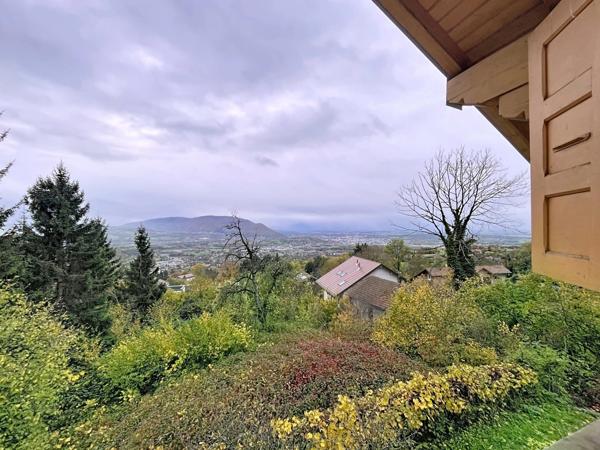 Maisonsur les hauteurs de LUCINGES (74)