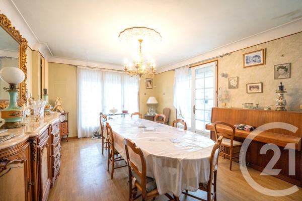 Maison à vendre  8 pièces - 181 m2 MEDIS - 17