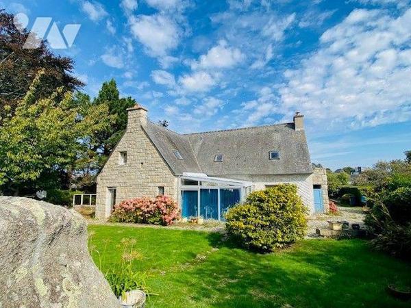 A Vendre à Trégastel (22730) en Côtes-d'Armor (22), Proche des plages et commerces, expo Sud, u...