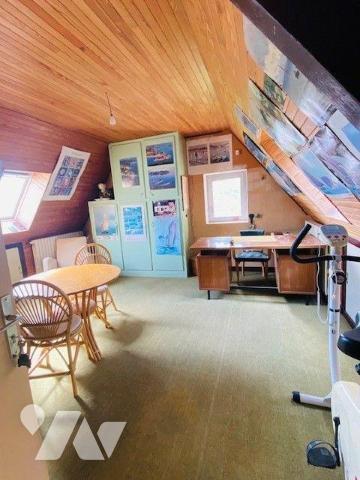 A Vendre à Trégastel (22730) en Côtes-d'Armor (22), Proche des plages et commerces, expo Sud, u...