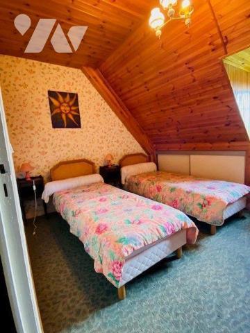 A Vendre à Trégastel (22730) en Côtes-d'Armor (22), Proche des plages et commerces, expo Sud, u...