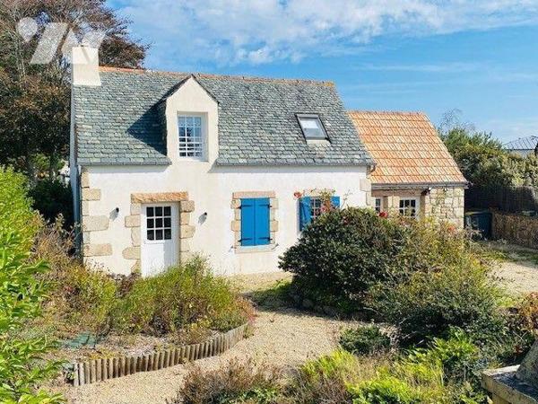 A Vendre à Trégastel (22730) en Côtes-d'Armor (22), Proche des plages et commerces, expo Sud, u...