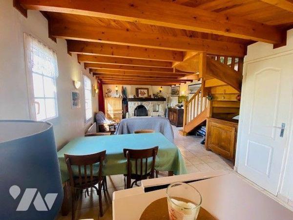 A Vendre à Trégastel (22730) en Côtes-d'Armor (22), Proche des plages et commerces, expo Sud, u...