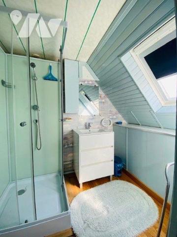 A Vendre à Trégastel (22730) en Côtes-d'Armor (22), Proche des plages et commerces, expo Sud, u...