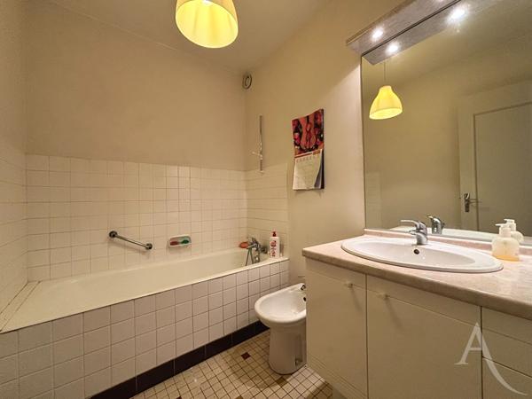 Appartement Bourges Jean Baffier - 3 pièces 78m2