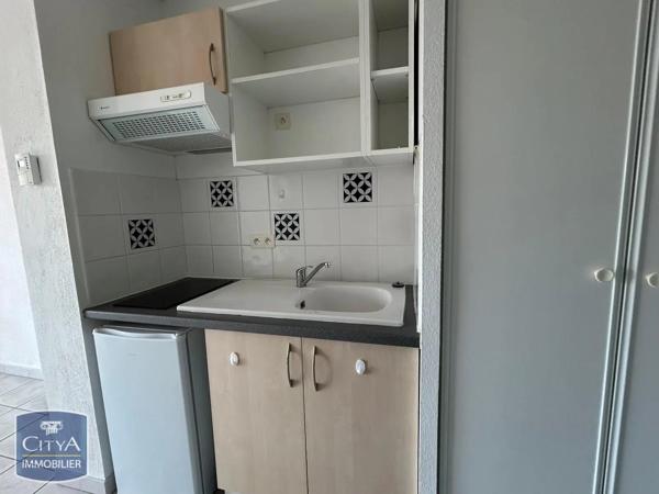Appartement à louer 1 pièce 21.02m² Narbonne (11100)