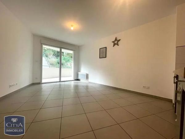 Appartement à louer 2 pièces 39.98m² Villeneuve-lès-Avignon (30400)