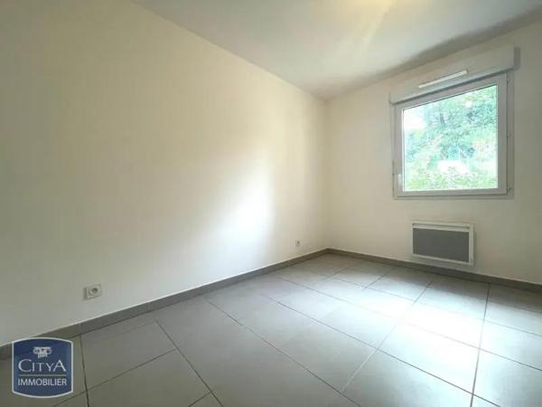 Appartement à louer 2 pièces 39.98m² Villeneuve-lès-Avignon (30400)
