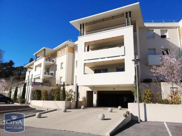 Appartement à louer 2 pièces 39.98m² Villeneuve-lès-Avignon (30400)