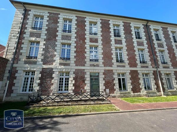 Appartement à louer 3 pièces 105.4m² La Fère (02800)