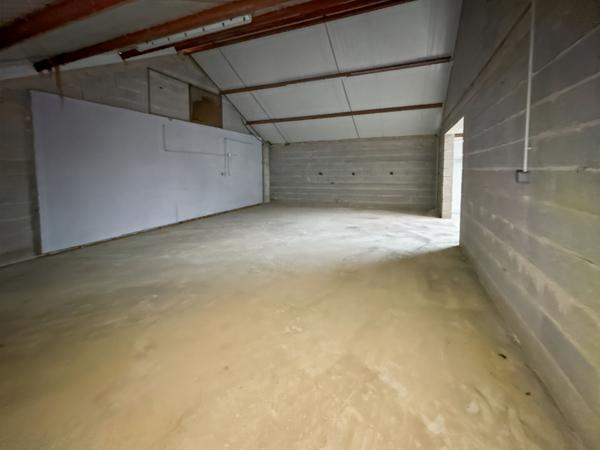 Entrepôt de 103m2 PERIGNY SUR YERRES