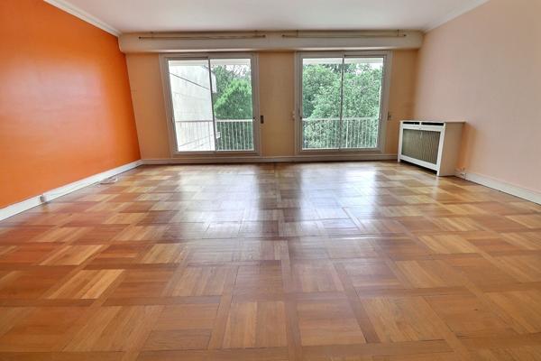 Appartement Le Mesnil Le Roi 4 pièce(s) 122.75 m2