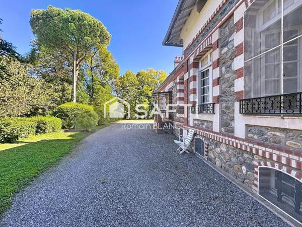 Maison de Maître de 272 m² sur 9000 m² de parc arboré à Carbonne