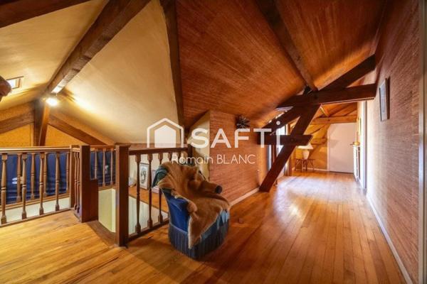 Maison de Maître de 272 m² sur 9000 m² de parc arboré à Carbonne