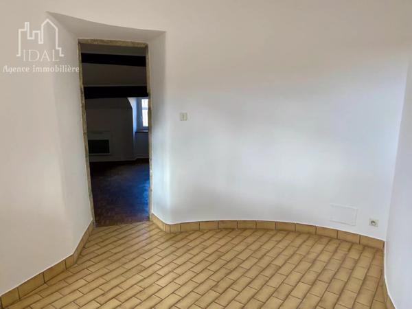 Location Appartement 3 pièces 65 m2 à Sévérac-d'Aveyron