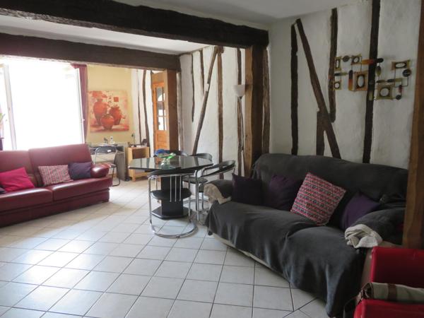 maison avec cachet de l'ancien