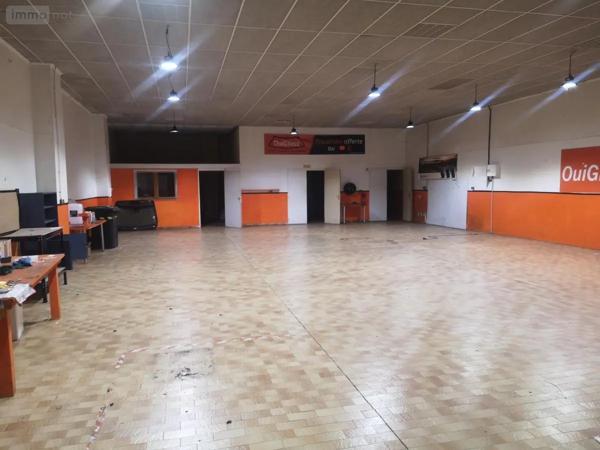 Location - Fonds et/ou murs commerciaux Cambrai 59400 6 pièces 378 m 2 702 m 2