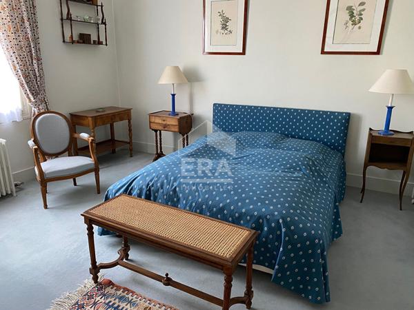 20630 - En centre ville grande maison bourgeoise à vendre en viager