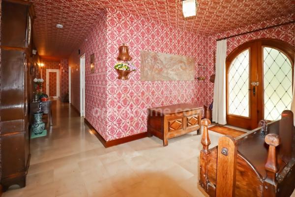 Maison Familiale Plain Pieds élevée sur sous-sol de 230 m² - 10 pièces -5 Chambres - Terrain 4000 m² environ 87190 MAGNAC LAVAL