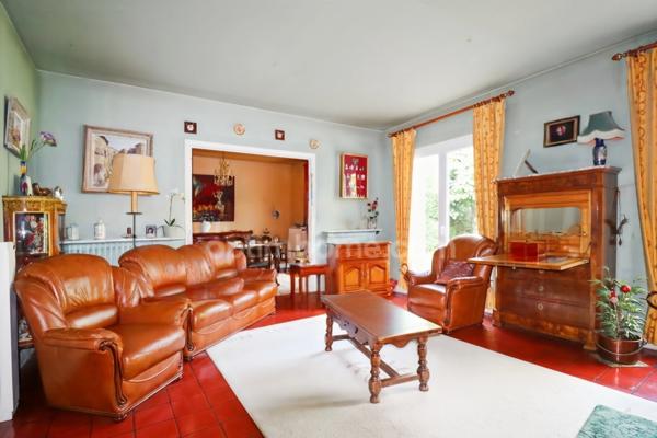 Maison Familiale Plain Pieds élevée sur sous-sol de 230 m² - 10 pièces -5 Chambres - Terrain 4000 m² environ 87190 MAGNAC LAVAL