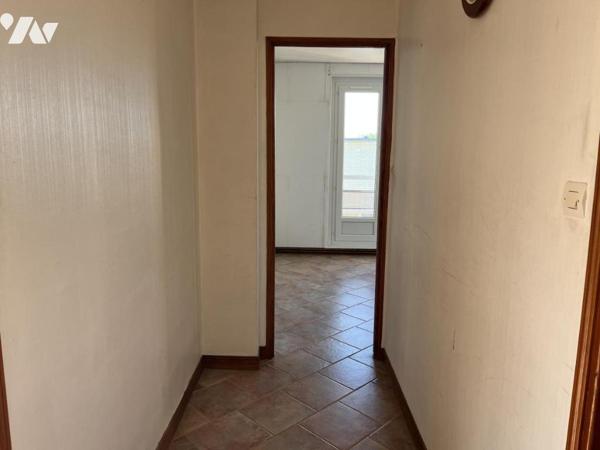 GRAND APPARTEMENT dans une résidence calme à CALAIS NORD, 3ème étage