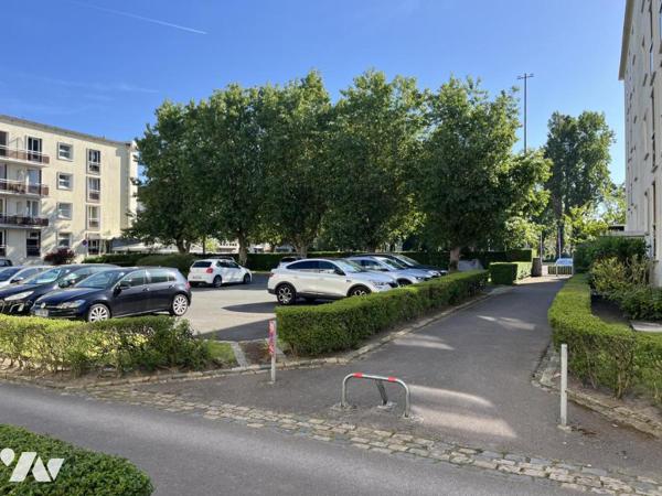 GRAND APPARTEMENT dans une résidence calme à CALAIS NORD, 3ème étage