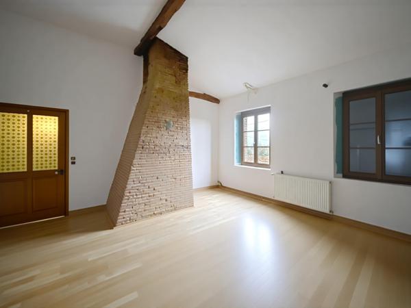 Superbe corps de ferme rénové à Wasigny