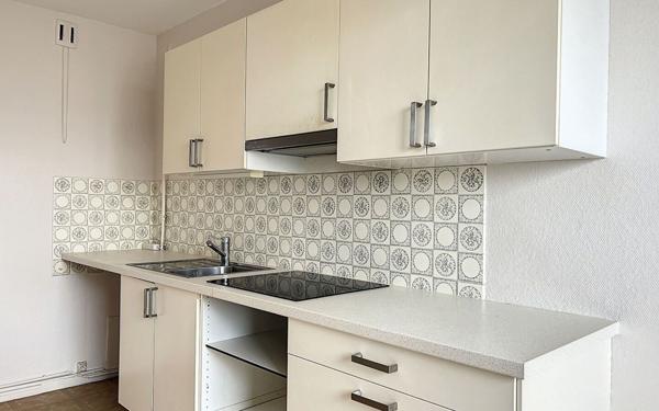 Appartement à louer    1 pièce •  Tours